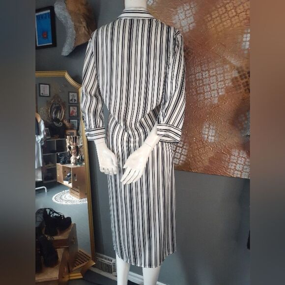 Zara Striped Black and White Women's Midi Dress - Picture 3 of 14
